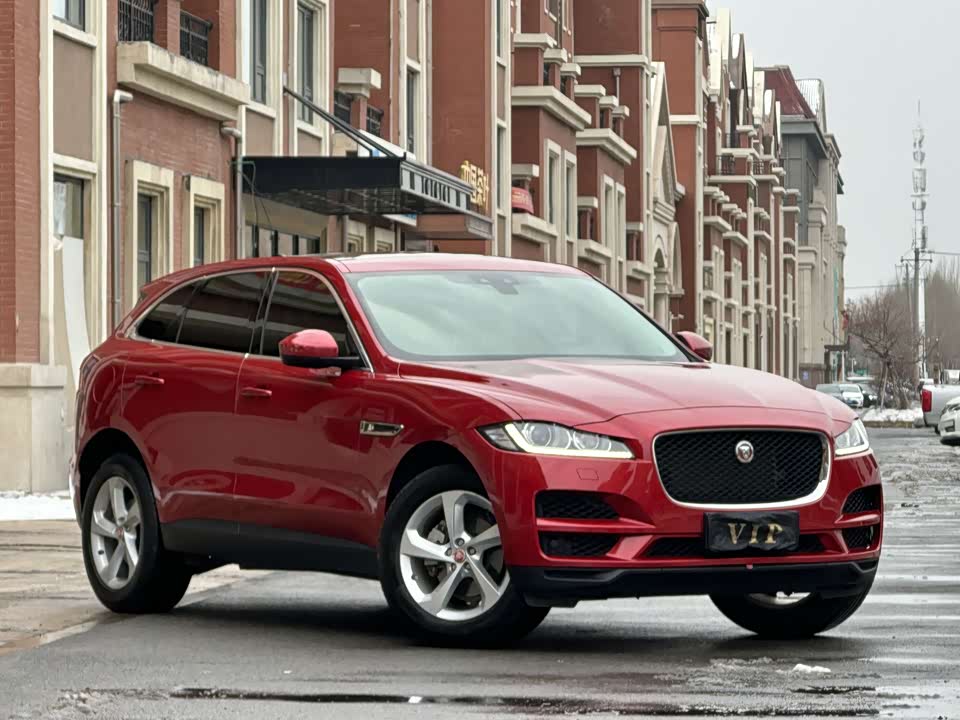 Jaguar F-PACE