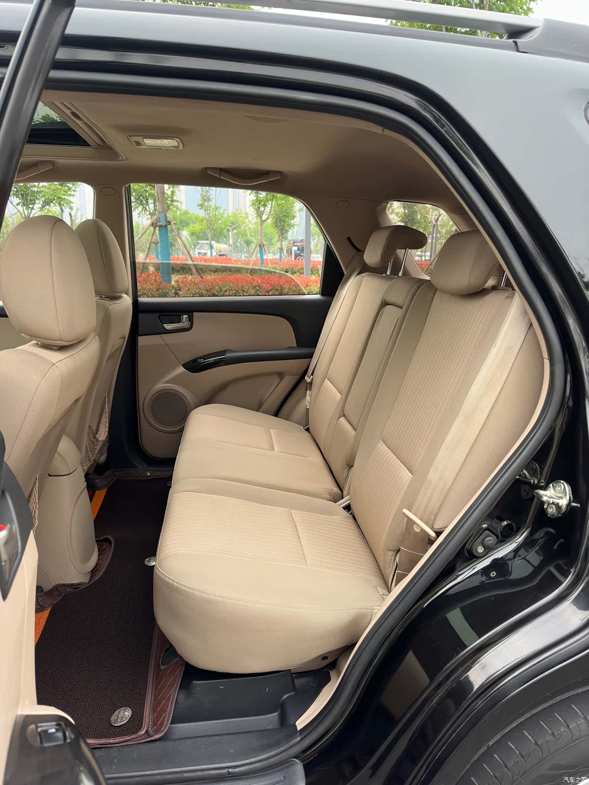 Kia GL, 2015 14