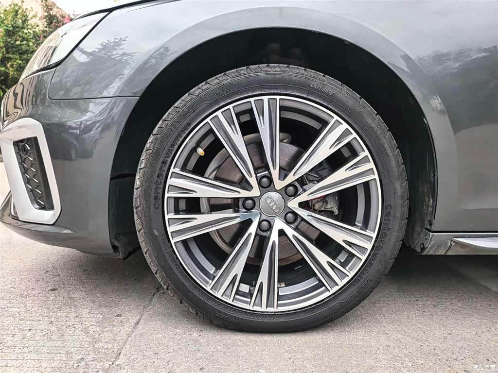 Audi A4L, 2021 17