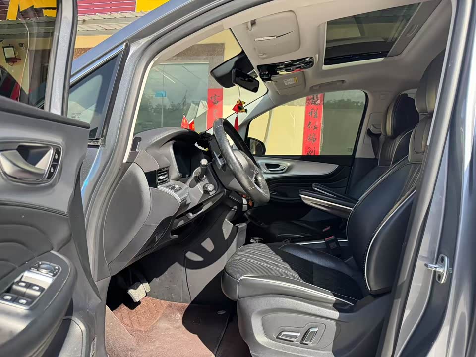 Roewe iMAX8 Roewe iMAX8