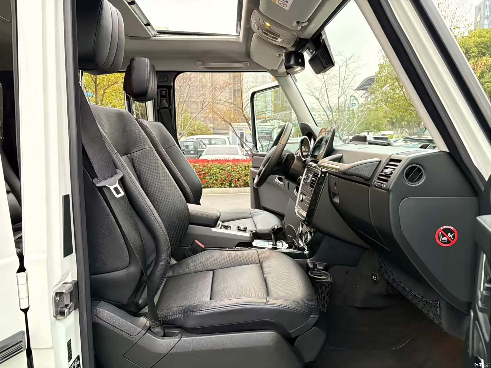 Mercedes-Benz G-Class, 2019 8