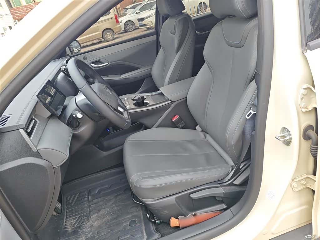 BYD Qin, 2025 8