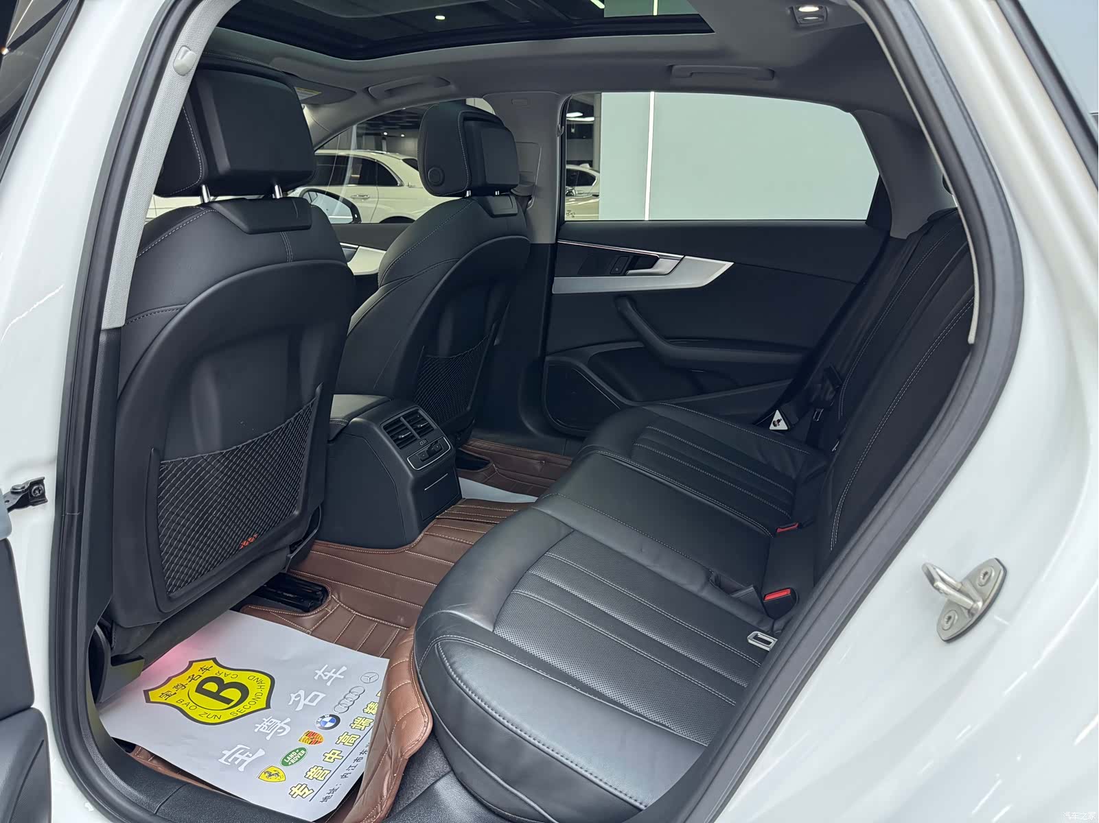 Audi A4L, 2021 8