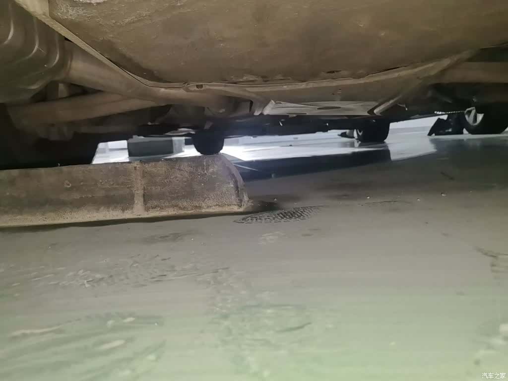 Audi A4L, 2014 24