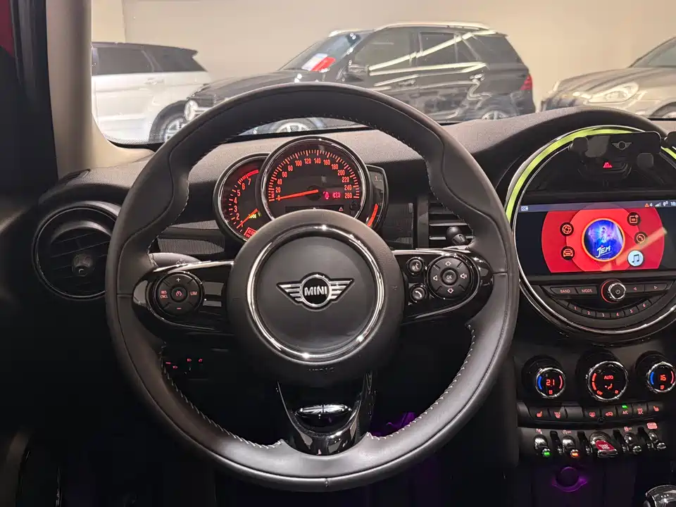MINI MINI