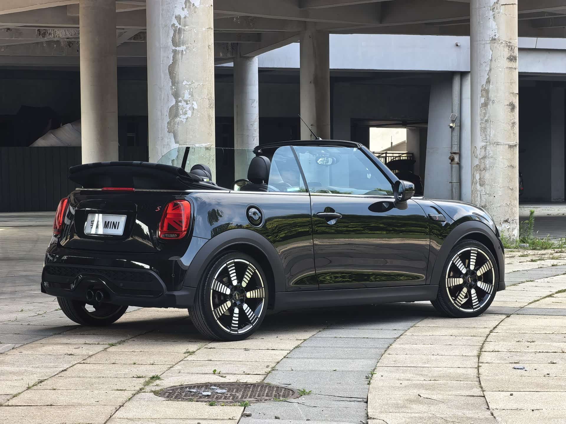 Mini Cooper, 2022 3