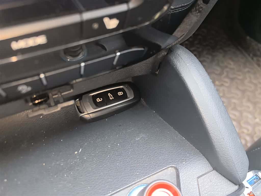 Geely X6, 2017 9