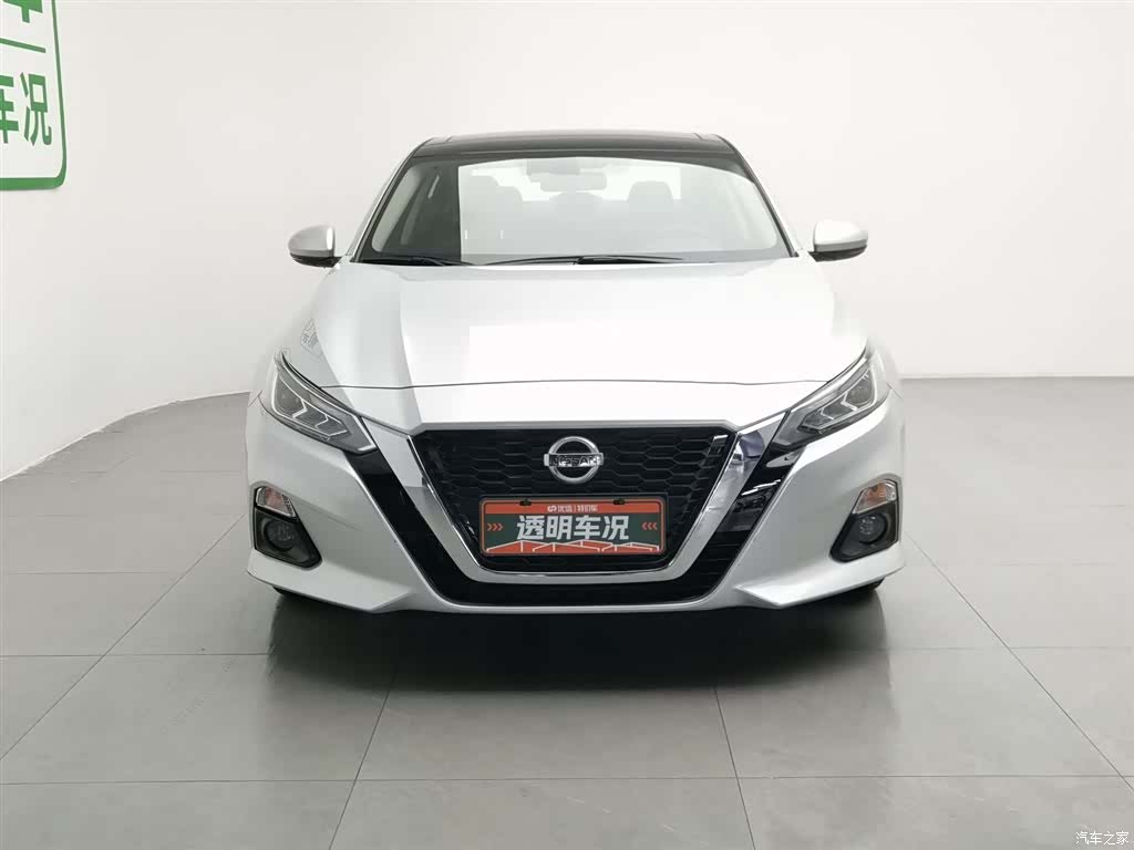 Nissan Teana, 2022 3