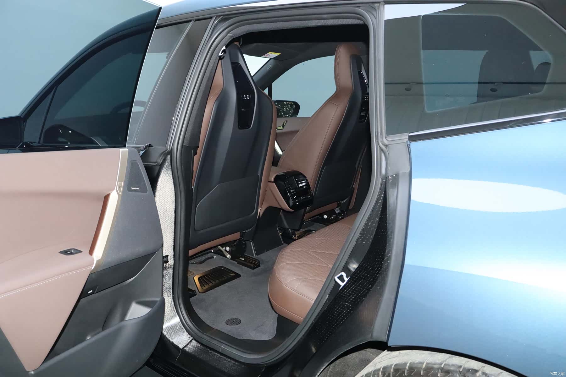 BMW iX, 2023 15