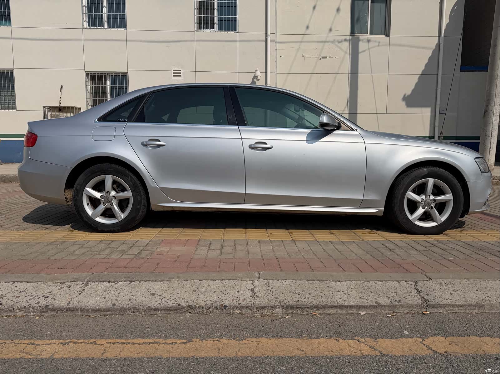 Audi A4L, 2014 7
