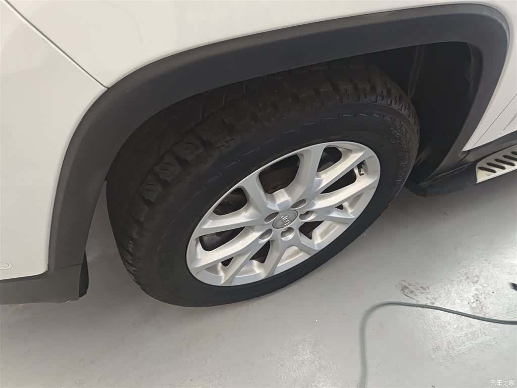 Jeep Cherokee, 2016 23