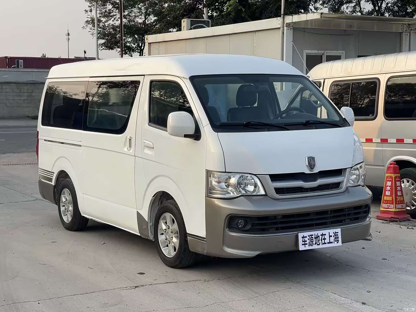 HuaChenLeiNuo HiAce, 2017 3