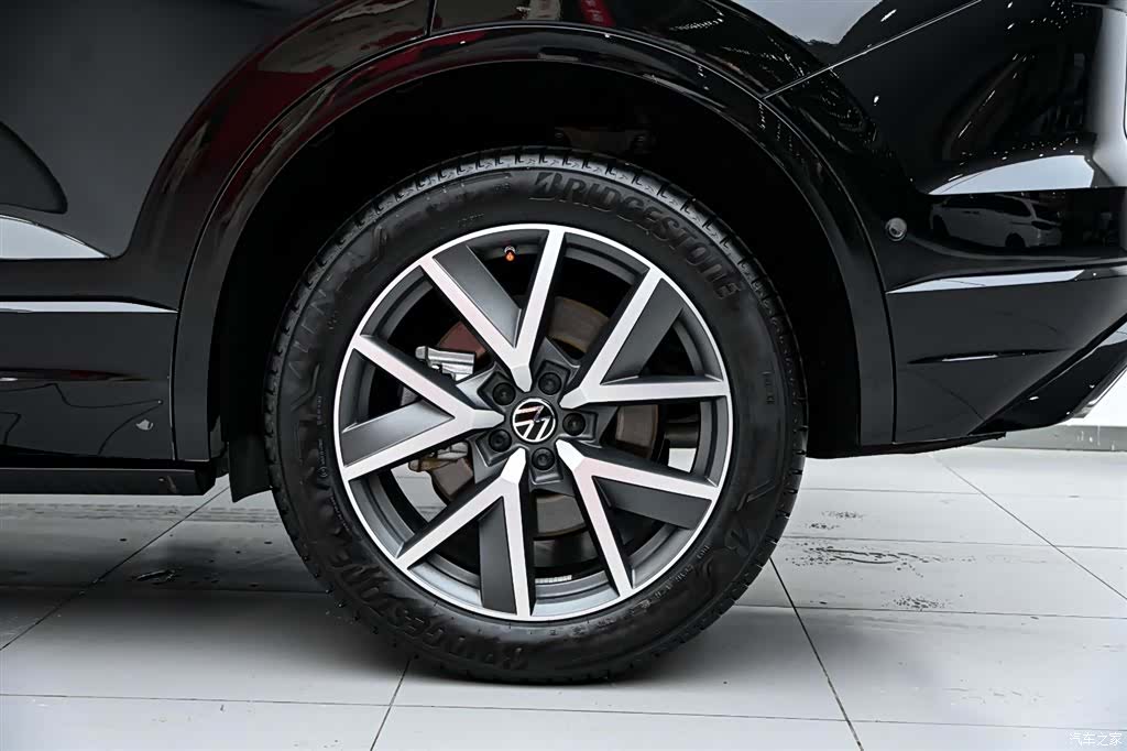 Volkswagen Touareg, 2025 39