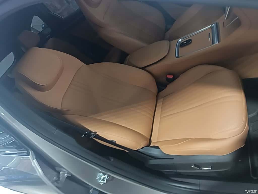 Geely Galaxy L7, 2026 25