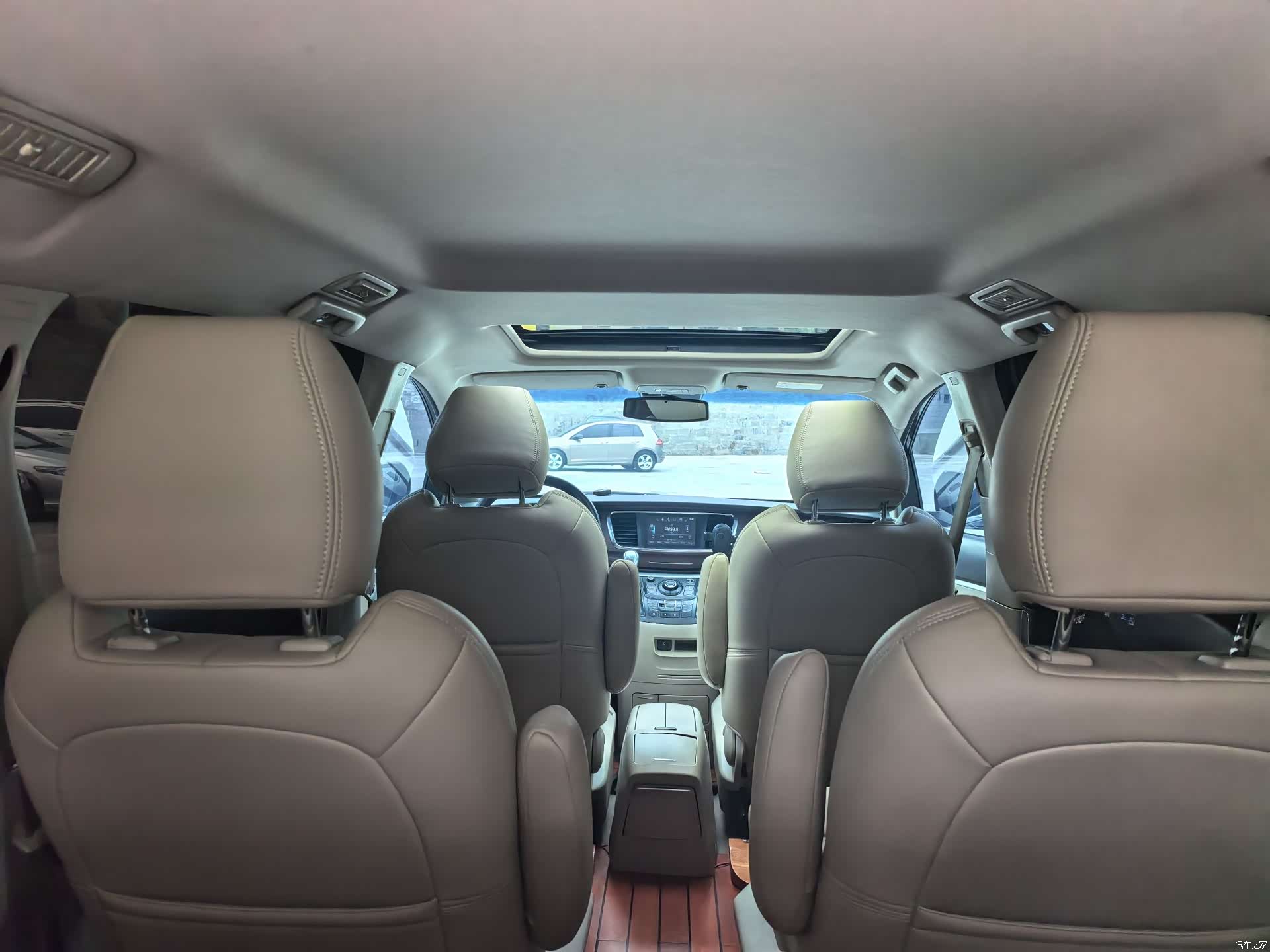 Buick GL8, 2018 11