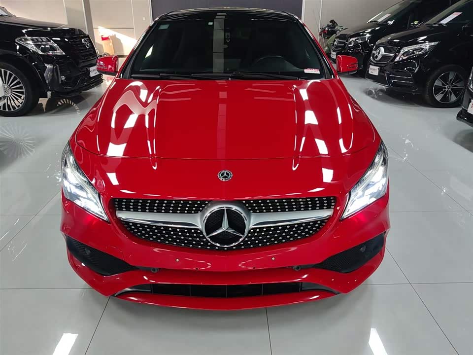Mercedes-Benz CLA