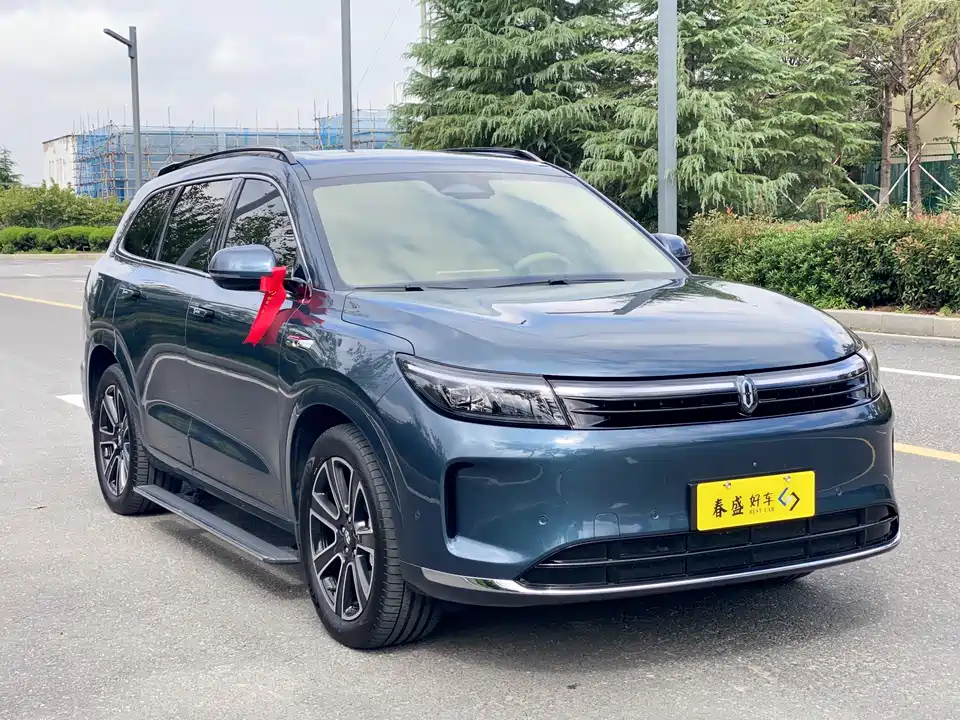 AITO Ask the world M7