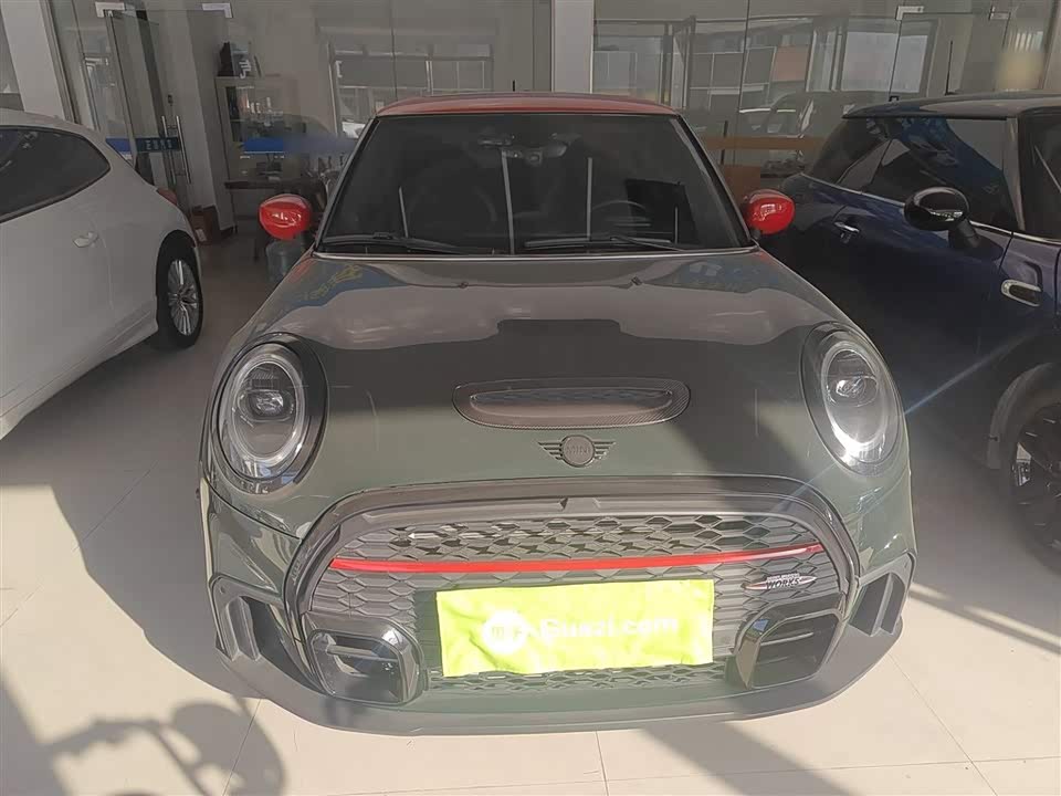 MINI JCW