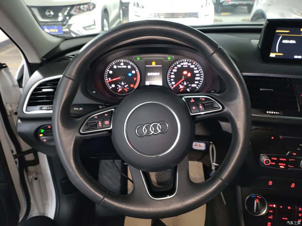 Audi Q3, 2019 7