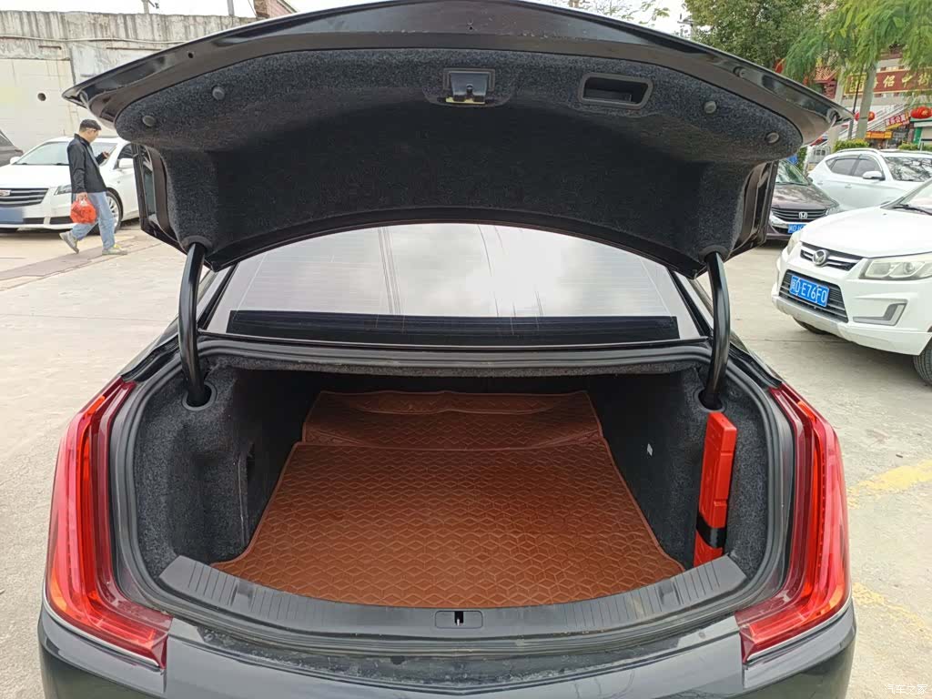 Cadillac XTS, 2019 15