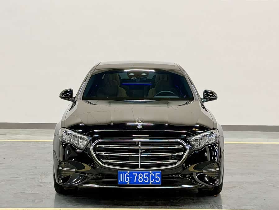Mercedes-Benz E-Class 2024, фото 2