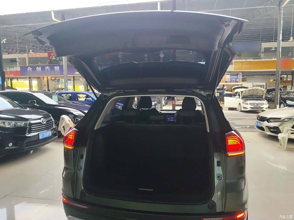 Geely Boyue, 2021 15