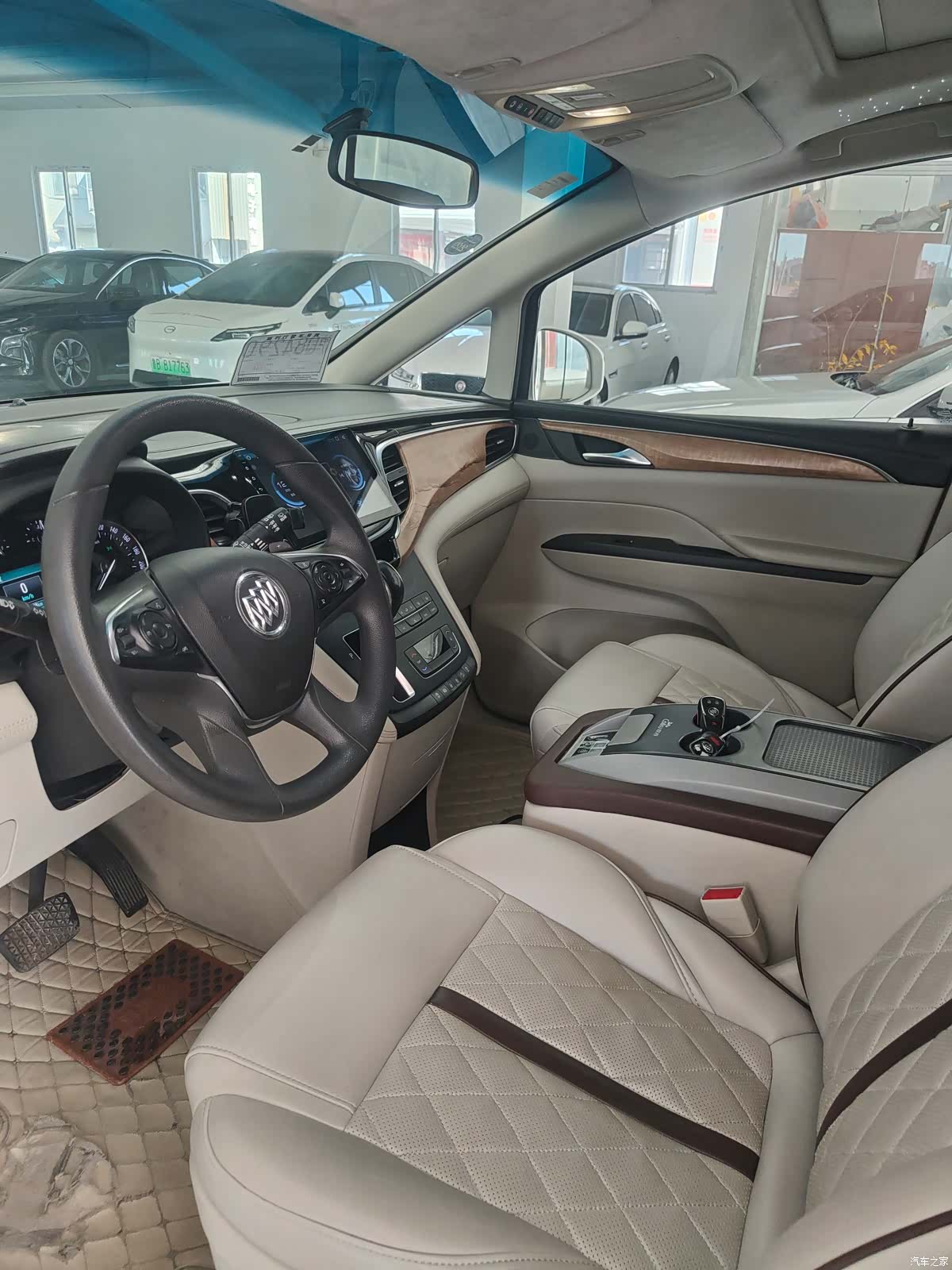 Buick GL8, 2019 6