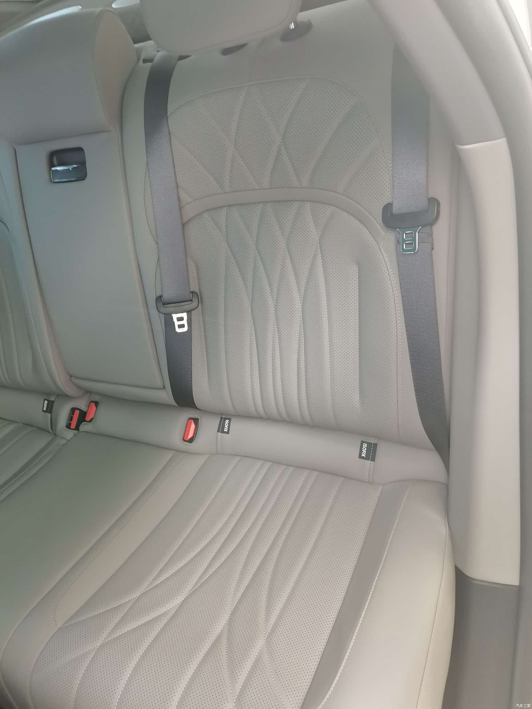 Geely 8, 2026 28