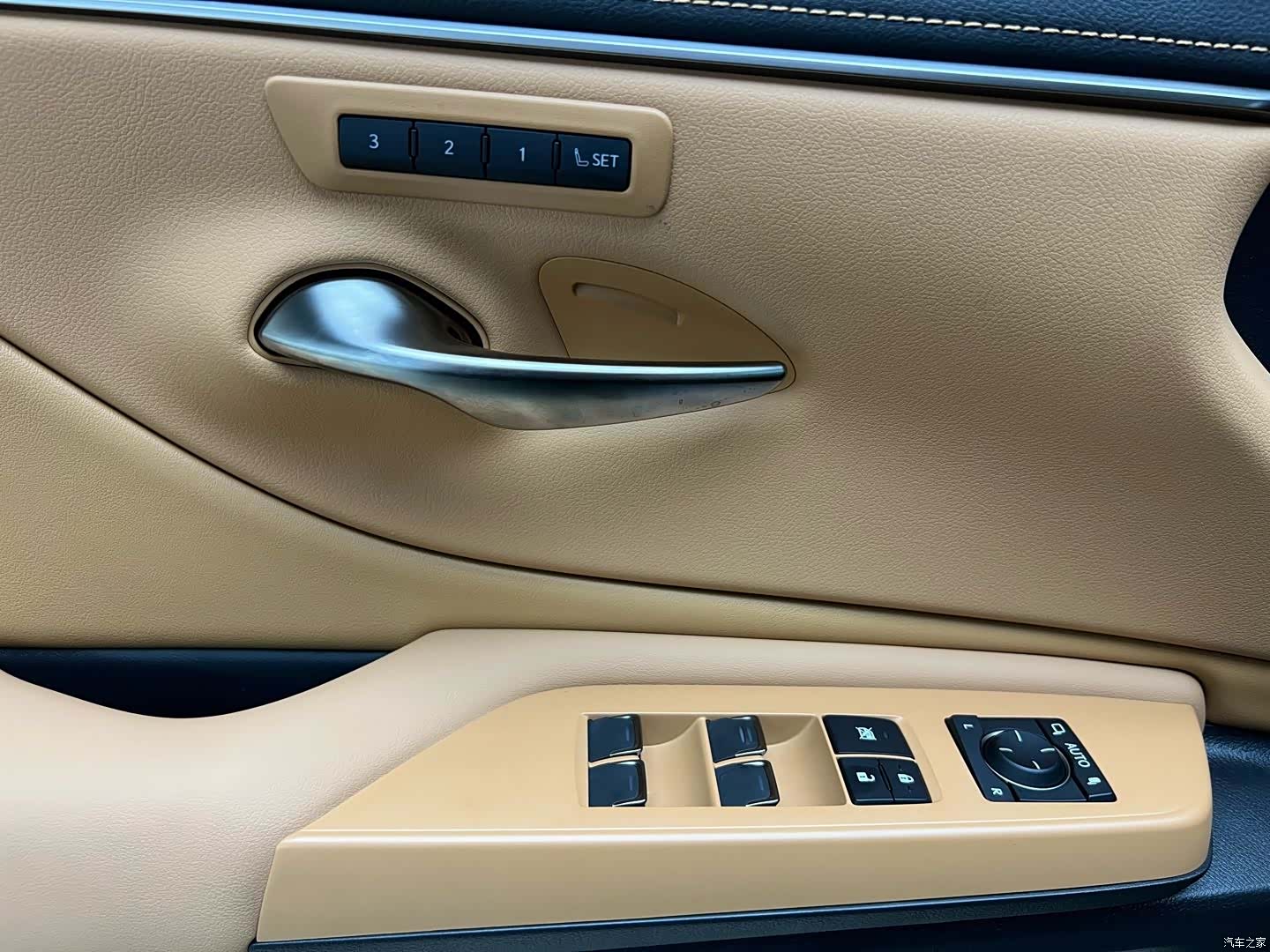 Lexus ES, 2025 19