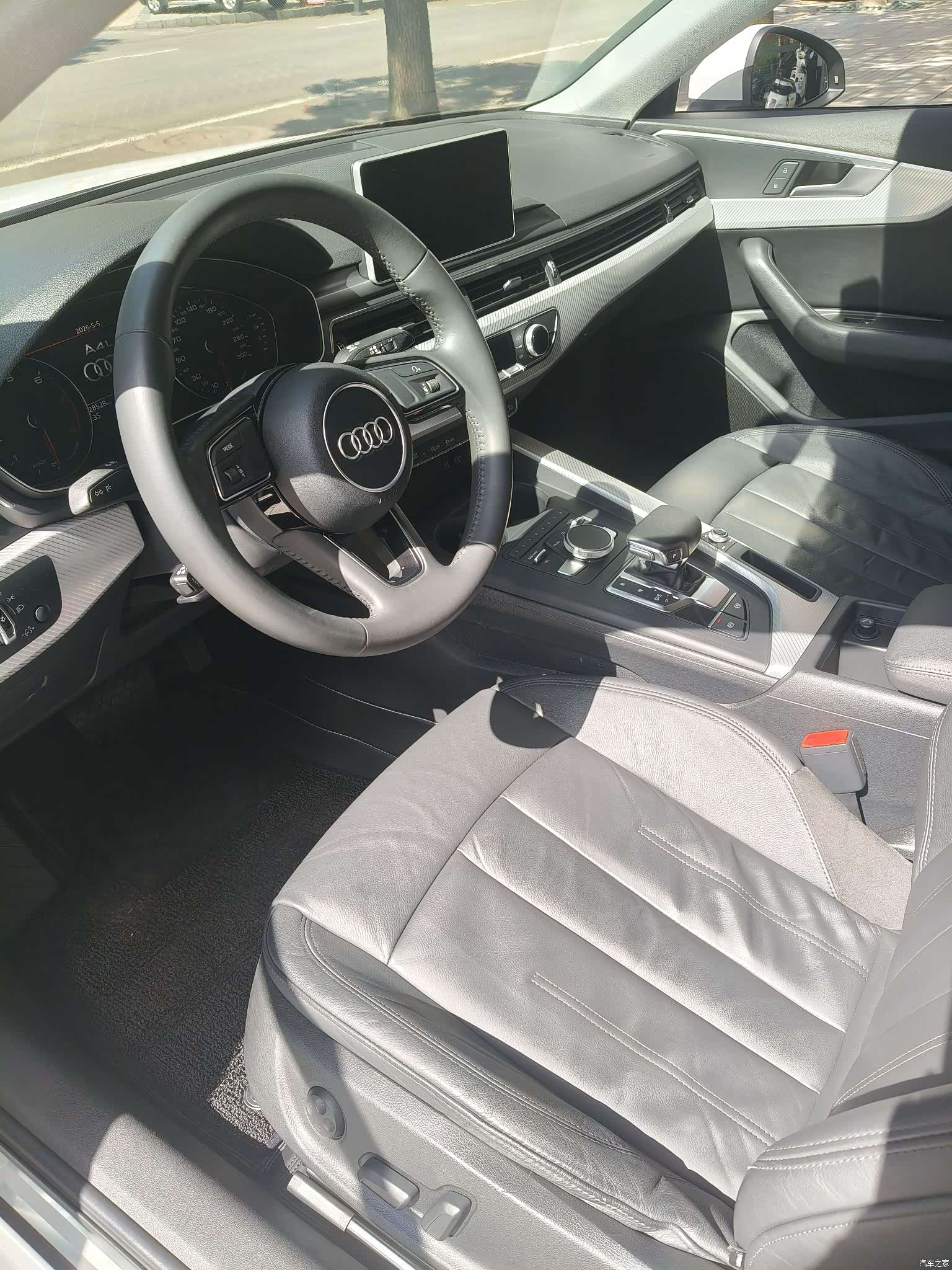 Audi A4L, 2017 10