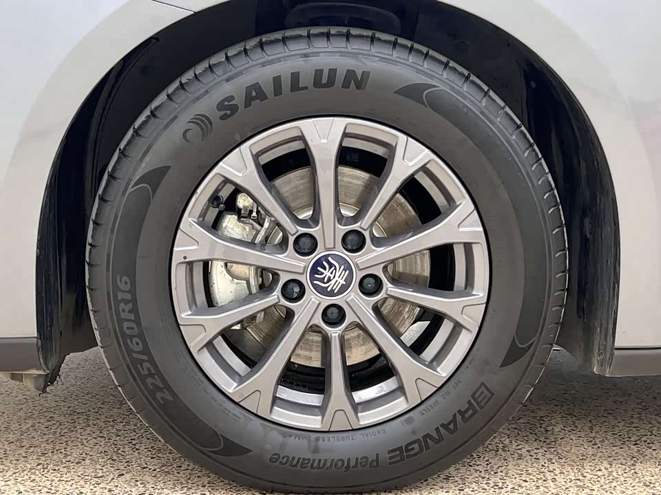 BYD Qin L