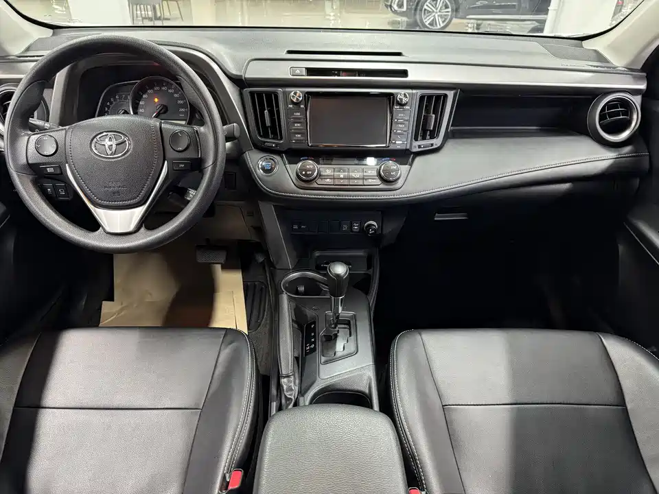 Toyota RAV4 Rongfang