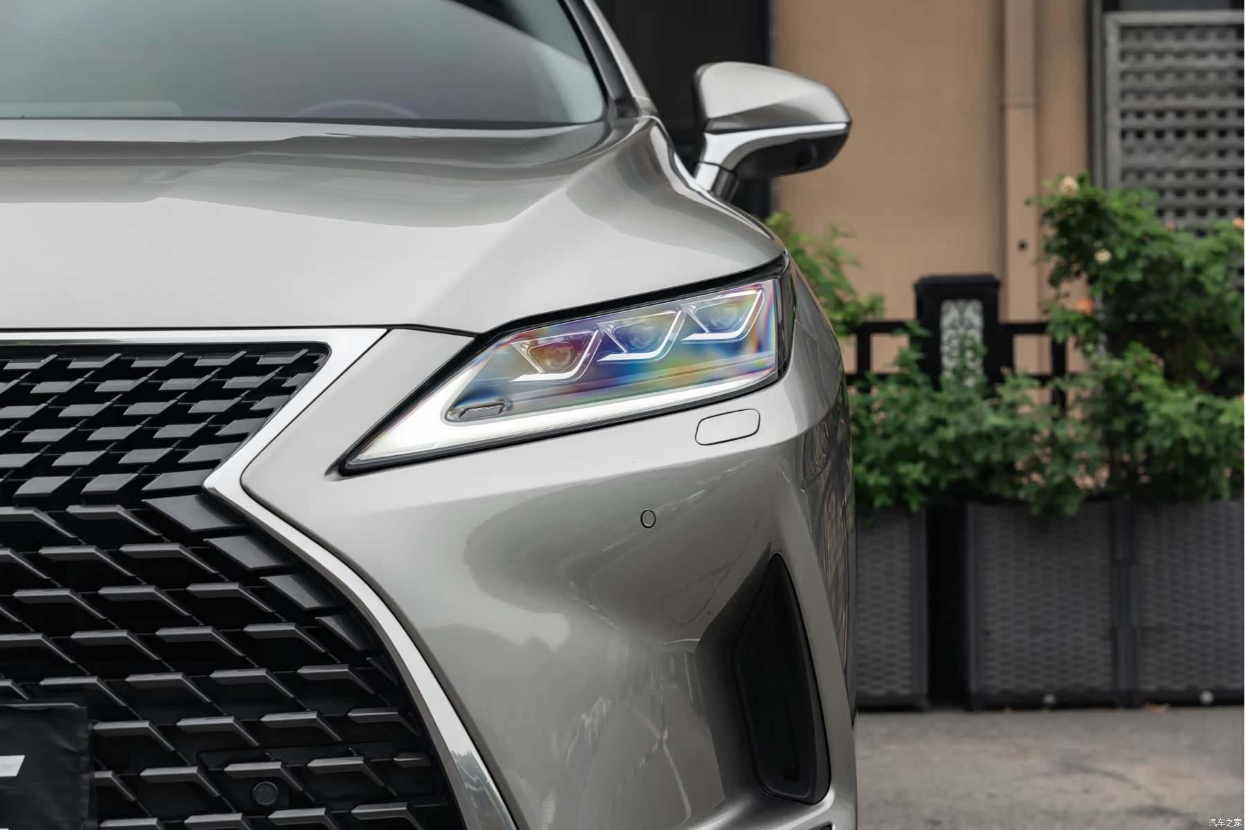 Lexus RX, 2021 4