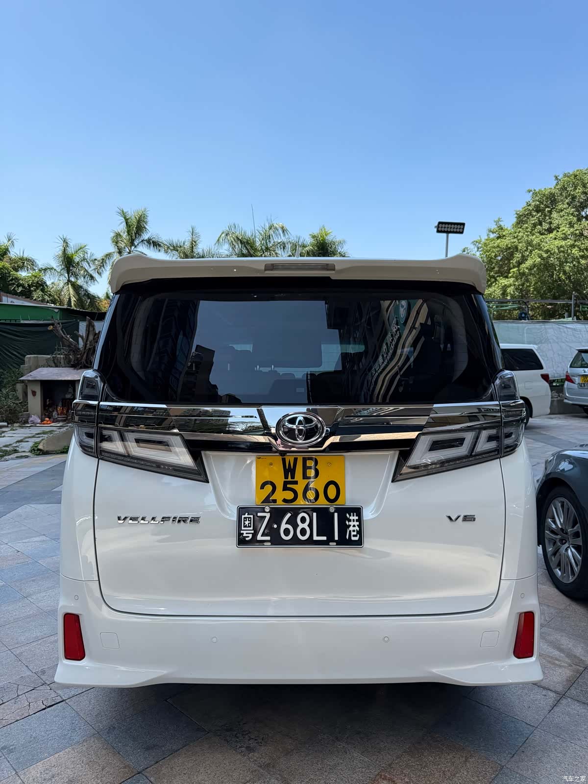 Toyota Vellfire, 2019 6