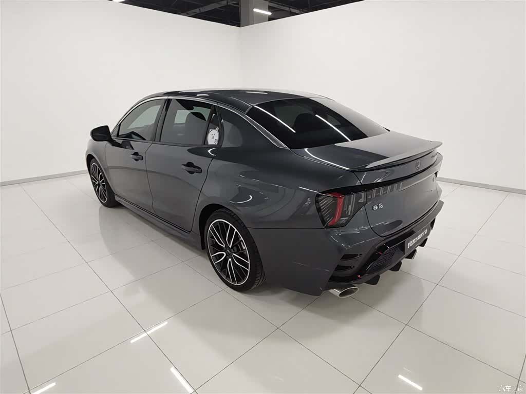 Lynk & Co 02, 2025 все фото