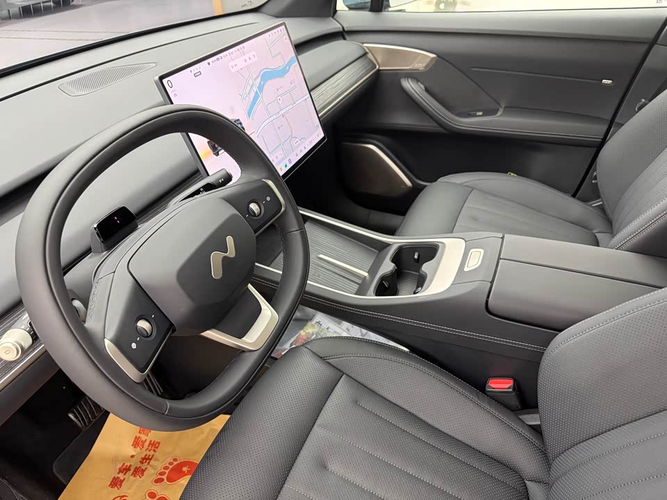 NIO L60