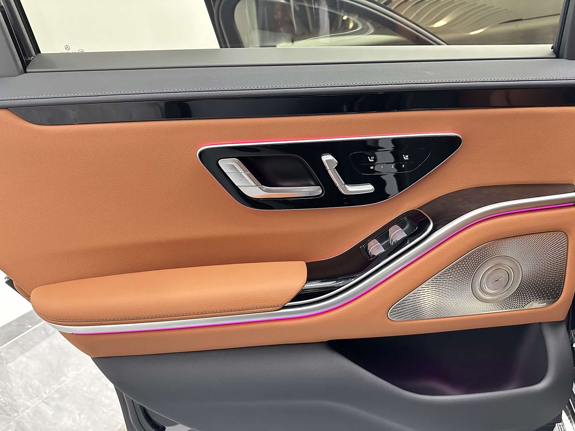 Mercedes-Benz S-Class, 2023 23