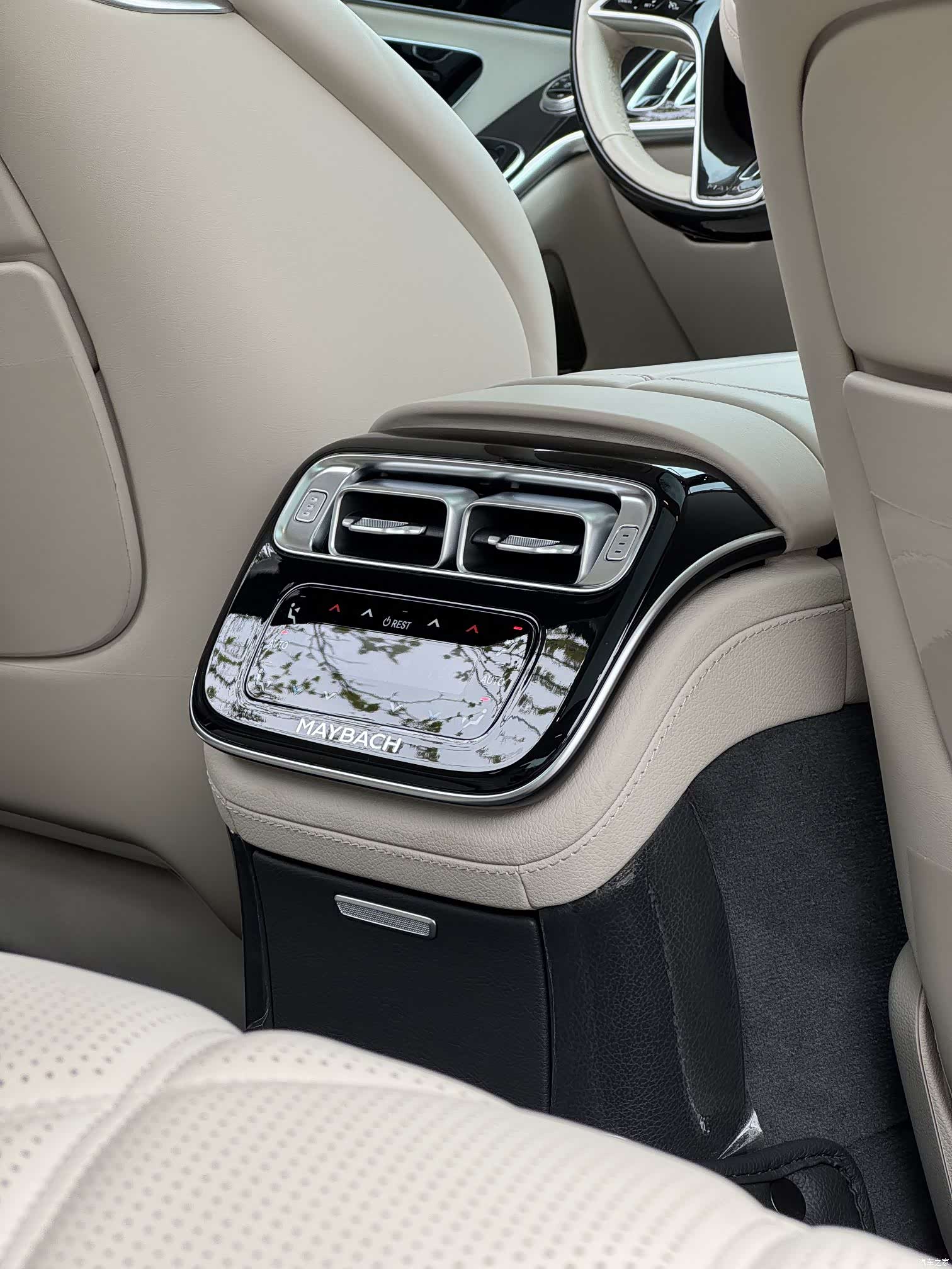 Maybach S-Class, 2024 20