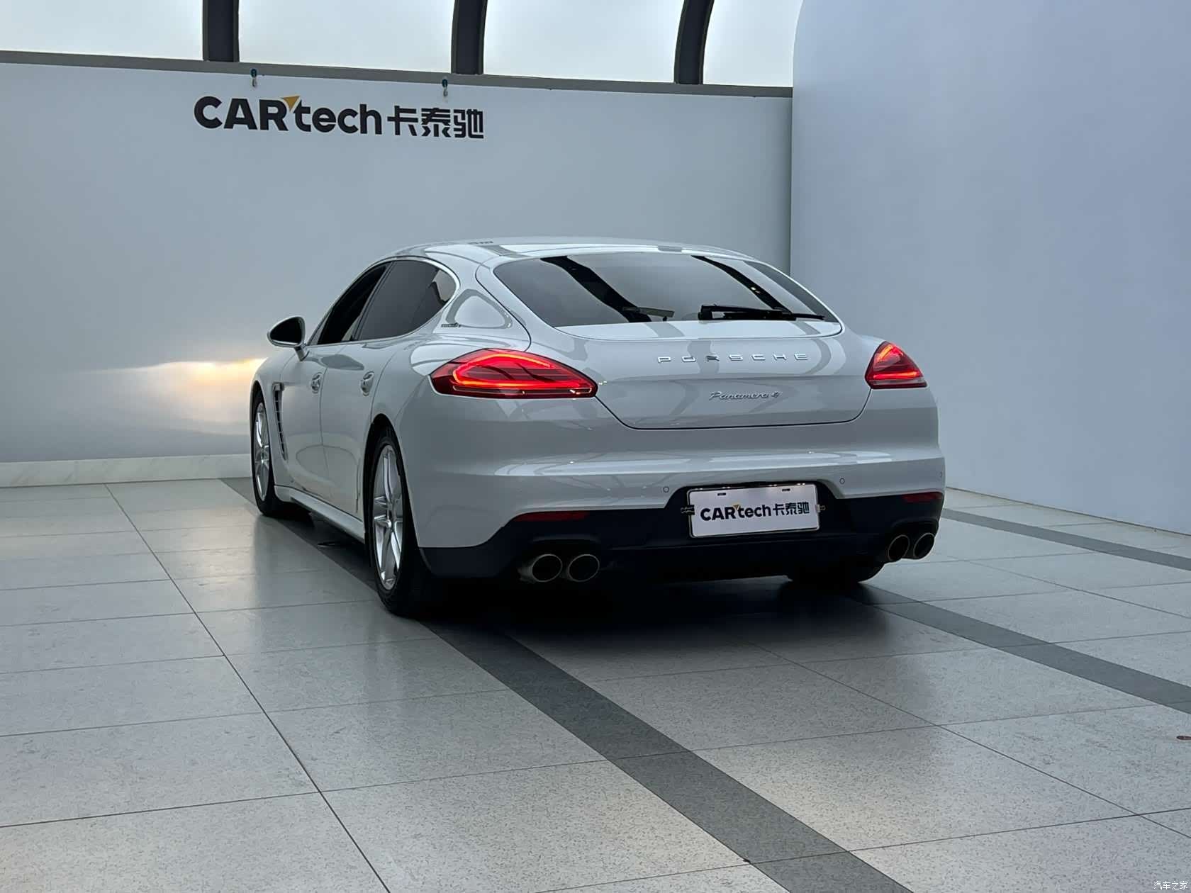 Porsche Panamera, 2016 3