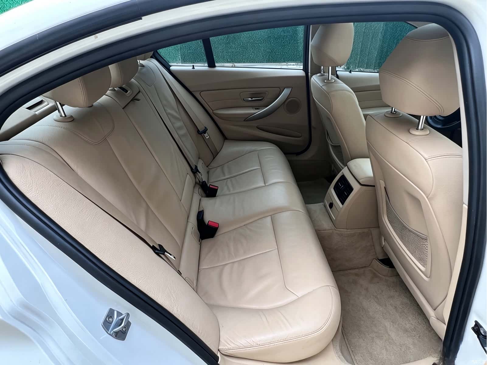 BMW 3 Series, 2013 8