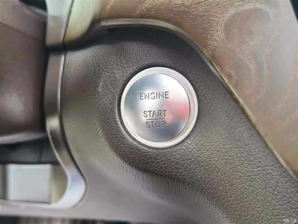 Mercedes-Benz GLE, 2017 22