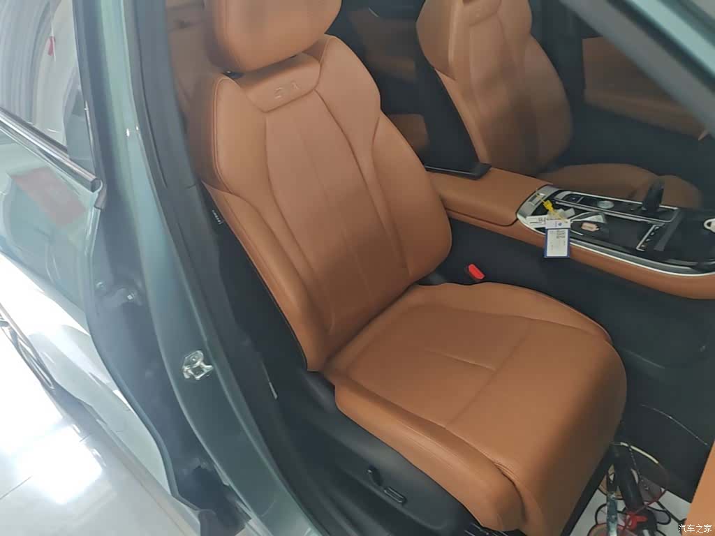 Geely Boyue, 2025 25