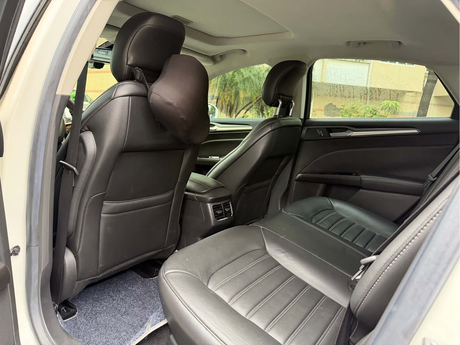 Ford Mondeo, 2015 9