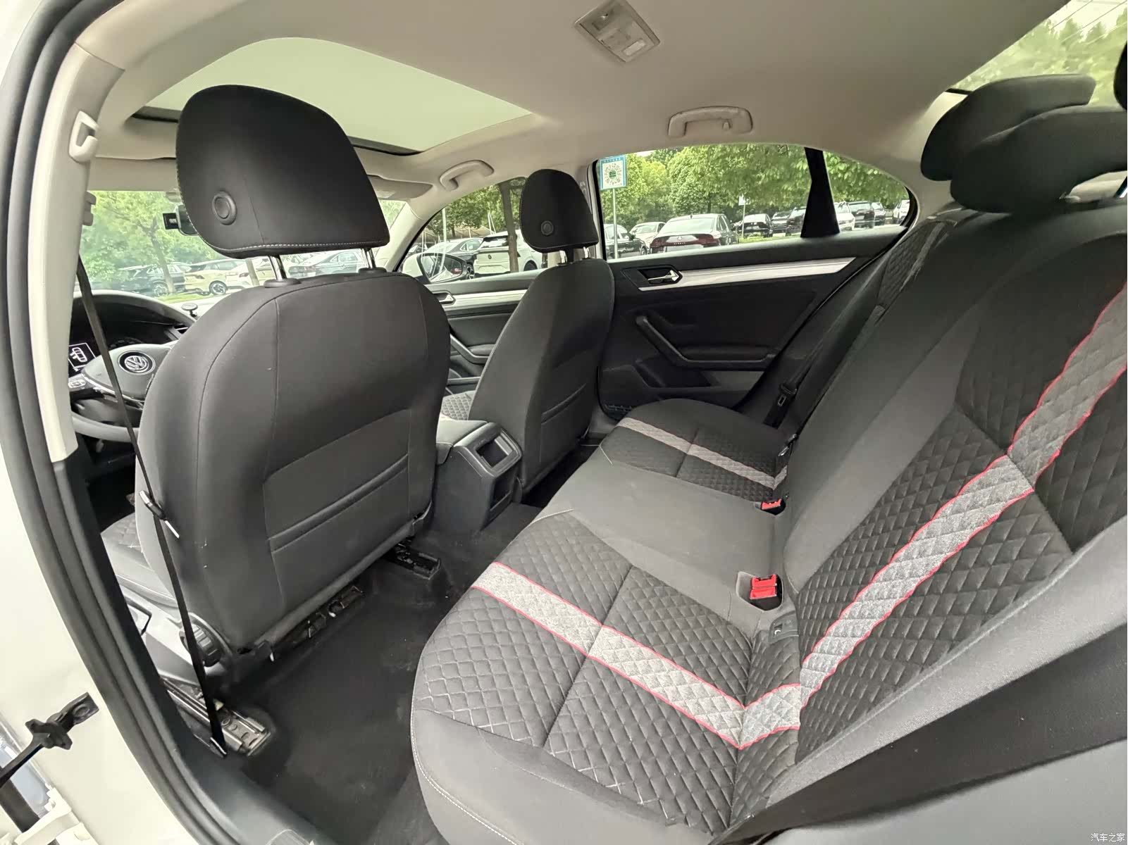 Volkswagen Lamando, 2021 все фото