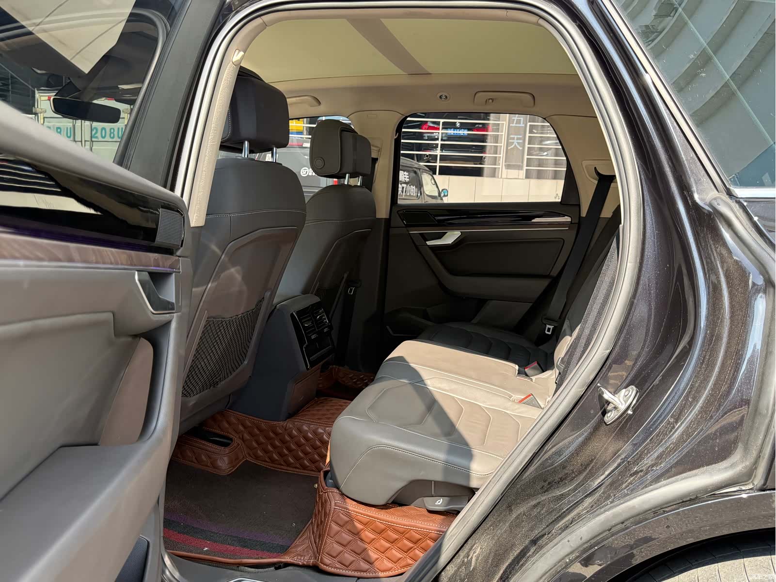 Volkswagen Touareg, 2019 13