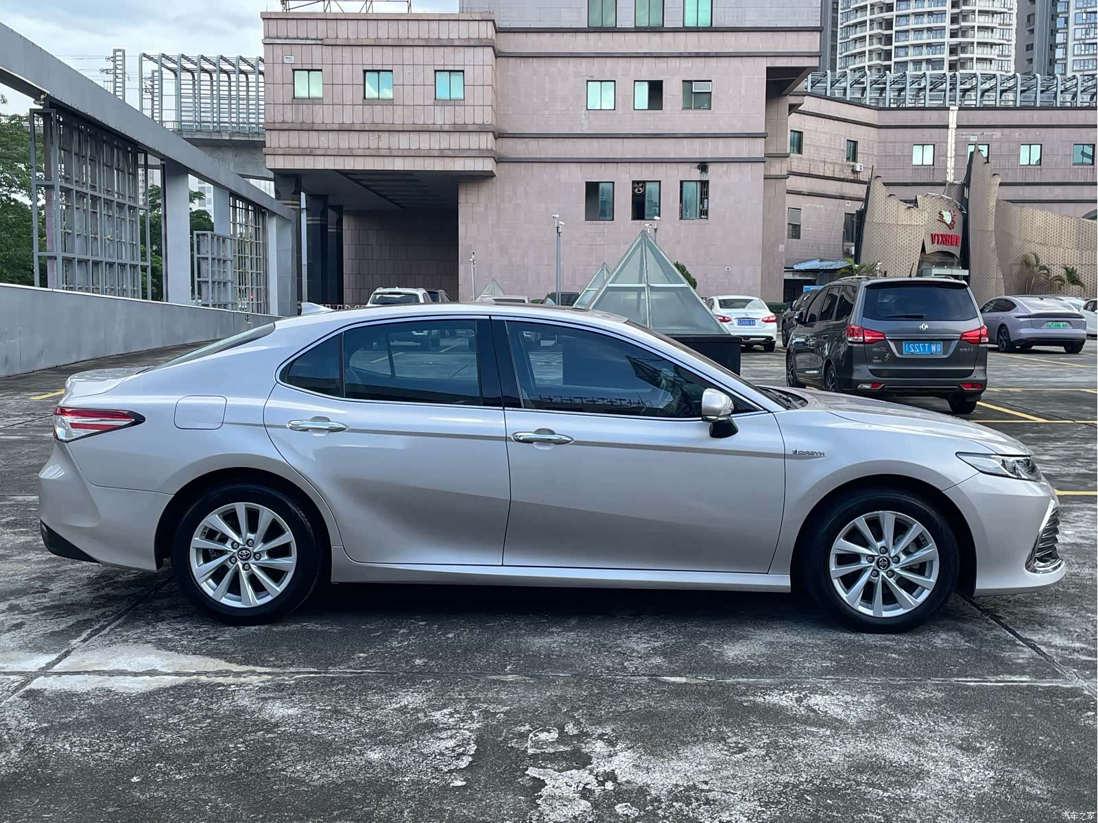 Toyota Camry, 2022 29