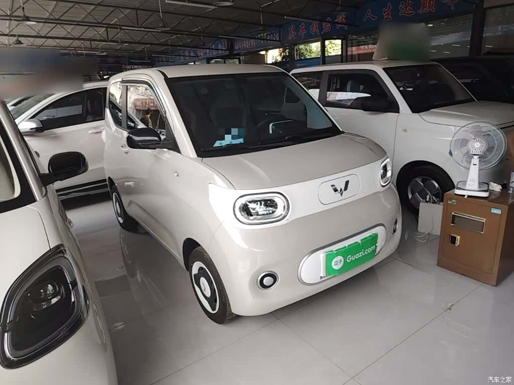 Wuling MINIEV, 2025 4