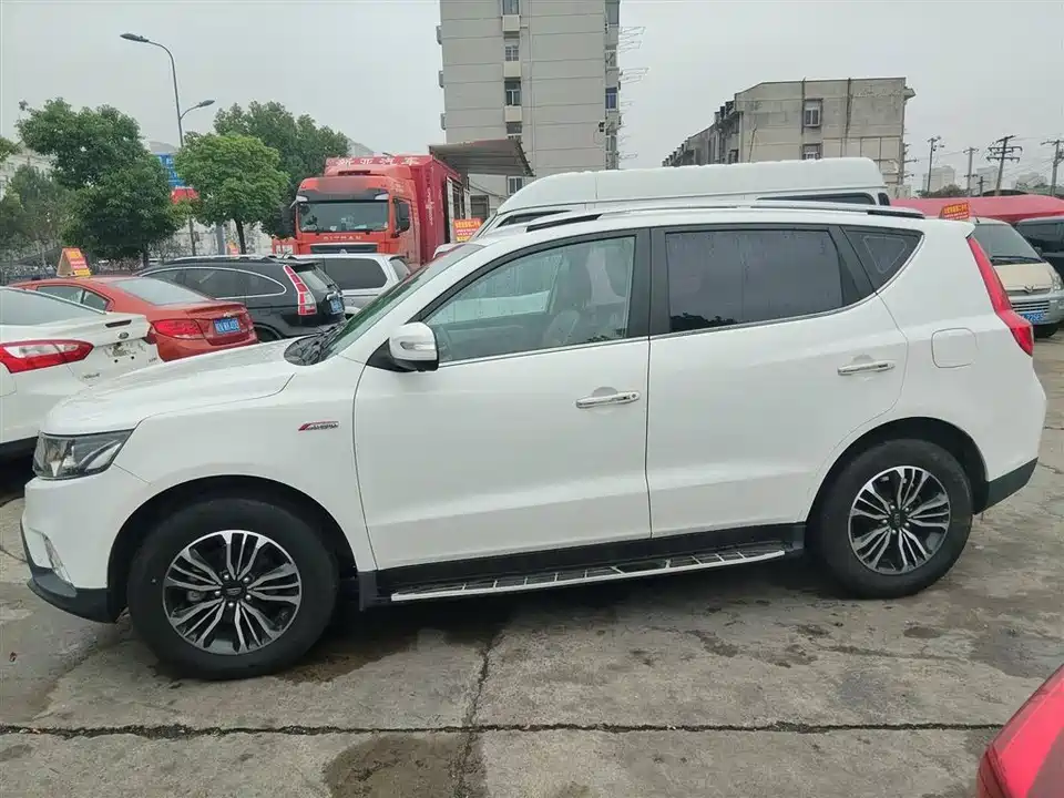 Geely Vision X6