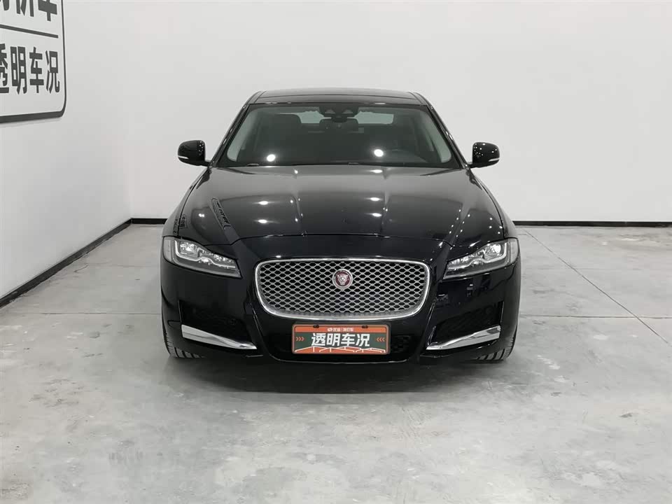 Jaguar XFL