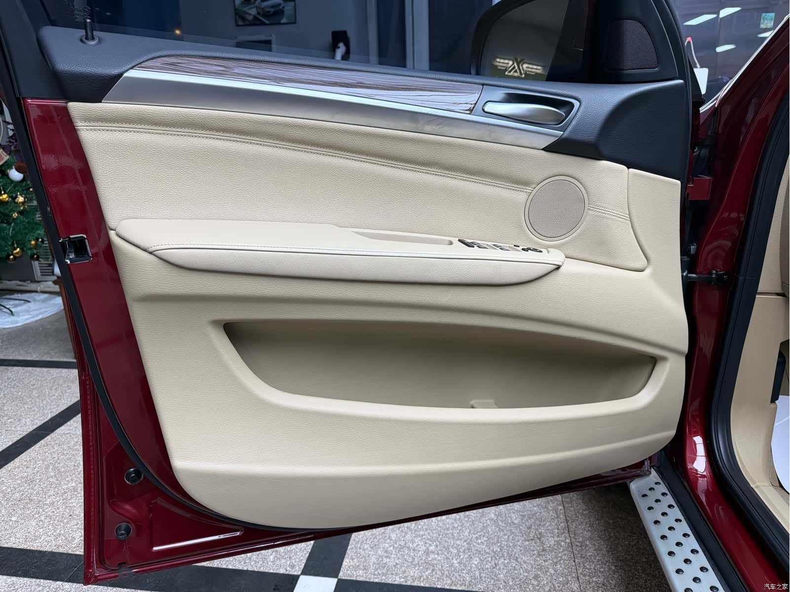 BMW X6, 2012 8